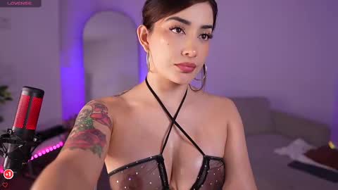 Snapshot of vanessa_sexxy chatting on February 20, 1:46 am vanessa sexxy online show from February 20, 1:46 am