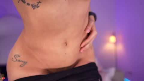 Snapshot of vanessa_sexxy chatting on February 24, 3:23 am vanessa sexxy online show from February 24, 3:23 am