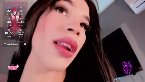 Snapshot of vanessacastroo chatting on September 9, 10:20 pm vanessacastroo online show from September 9, 10:20 pm