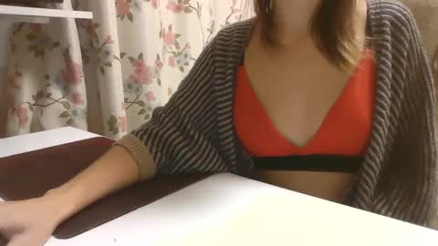 Snapshot of vanillachika205 chatting on October 2, 3:08 pm vanillachika205 online show from October 2, 3:08 pm