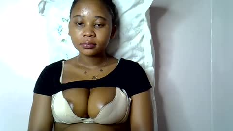 Snapshot of vanillavenus chatting on October 24, 10:50 pm vanillavenus online show from October 24, 10:50 pm