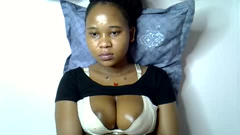 Snapshot of vanillavenus chatting on October 31, 10:44 pm vanillavenus online show from October 31, 10:44 pm