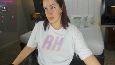 Karine online show from December 18, 11:34 am