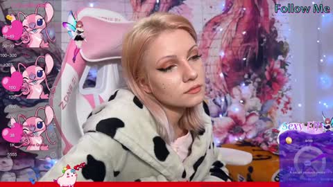 Snapshot of vasya_sylvia chatting on December 7, 1:07 pm Vasya Sylvia online show from December 7, 1:07 pm