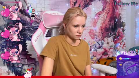 Snapshot of vasya_sylvia chatting on December 9, 3:33 pm Vasya Sylvia online show from December 9, 3:33 pm