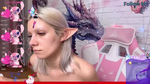 Snapshot of vasya_sylvia chatting on January 1, 6:38 pm Vasya Sylvia online show from January 1, 6:38 pm