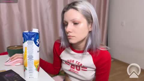 Snapshot of vasya_sylvia chatting on March 3, 7:21 am Vasya Sylvia online show from March 3, 7:21 am
