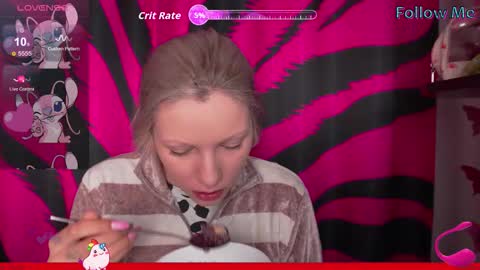 Snapshot of vasya_sylvia chatting on November 19, 8:58 am Vasya Sylvia online show from November 19, 8:58 am