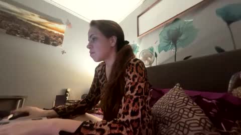 vaua089 online show from October 3, 4:31 am