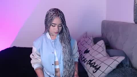 Vayolett Bass online show from February 21, 5:46 am