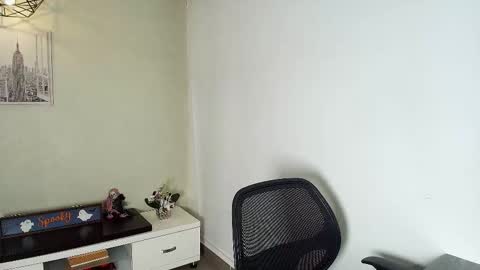 Victoria online show from October 27, 11:03 am