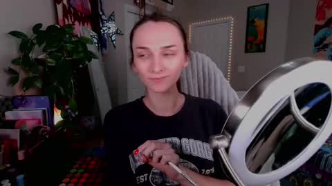 Violet Weatherbee online show from February 12, 9:01 pm