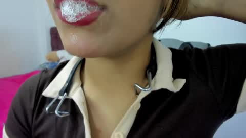 Snapshot of veky_saliva01 chatting on March 3, 8:11 pm camila online show from March 3, 8:11 pm