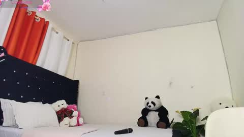 zola online show from November 25, 1:27 am