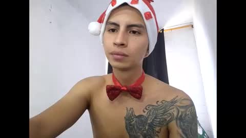 velk_hot1 online show from December 31, 3:31 pm