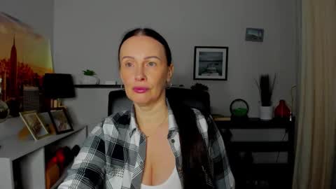 Jasmine online show from October 21, 5:30 am