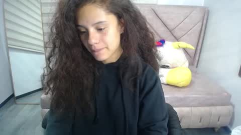 velvet_moon_v online show from September 24, 1:25 pm