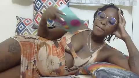 Snapshot of velvet_temptress chatting on January 20, 4:12 pm velvet online show from January 20, 4:12 pm