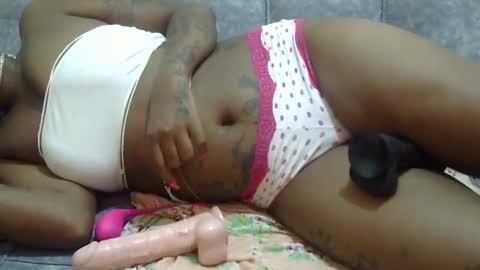 Snapshot of velvet_temptress chatting on February 25, 8:14 am velvet online show from February 25, 8:14 am