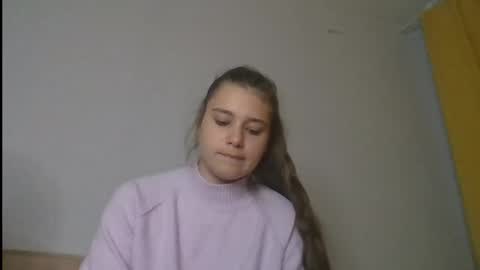 velveted_ivy online show from November 25, 1:00 pm