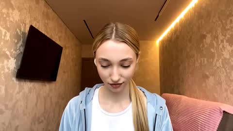 Nika online show from November 15, 8:00 am