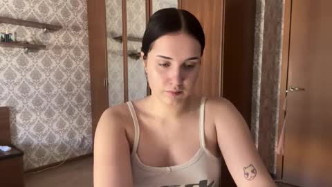 velvetnote online show from September 25, 11:58 am