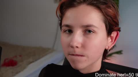 CLEOshort hair  TIna long hair  online show from December 8, 8:15 pm