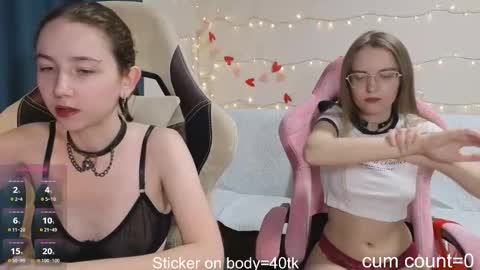 CLEOshort hair  TIna long hair  online show from November 29, 5:16 pm