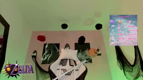 Snapshot of velvetvampire chatting on October 31, 8:21 pm Jess online show from October 31, 8:21 pm