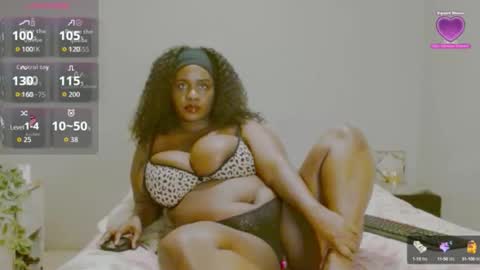 Snapshot of velvetychocolate1 chatting on October 14, 1:50 am velvetychocolate1 online show from October 14, 1:50 am