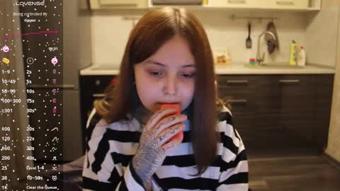 Snapshot of vendymories chatting on January 9, 9:58 pm eva 3 online show from January 9, 9:58 pm