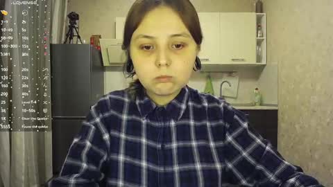 Snapshot of vendymories chatting on February 6, 2:58 pm eva 3 online show from February 6, 2:58 pm