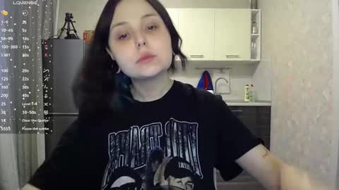 Snapshot of vendymories chatting on February 13, 5:37 am eva 3 online show from February 13, 5:37 am