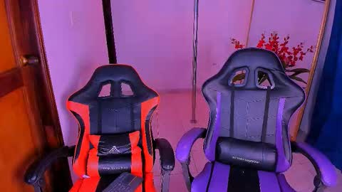 venus_velvet online show from October 4, 7:17 am