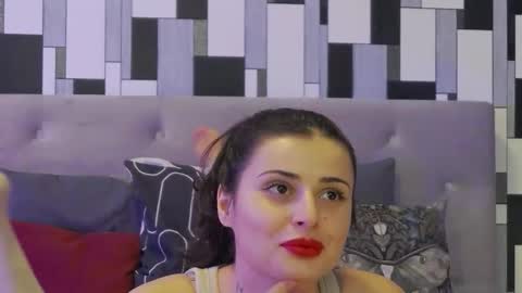 venusinylons online show from November 7, 8:03 am