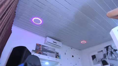 ---Venuz--- online show from February 23, 7:55 am