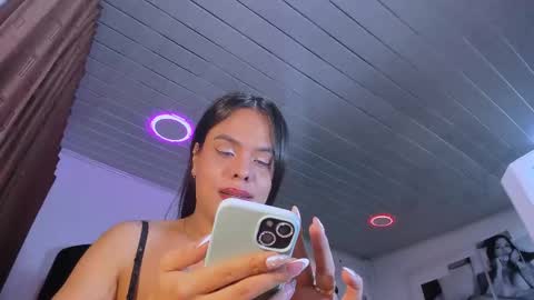 ---Venuz--- online show from March 2, 8:05 am