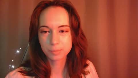 Una online show from November 17, 12:44 pm