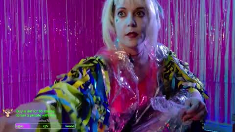 Vera Victors online show from October 17, 2:37 am