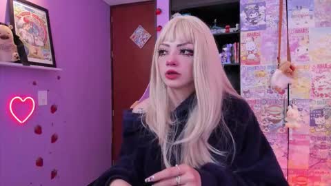     online show from October 18, 12:02 am