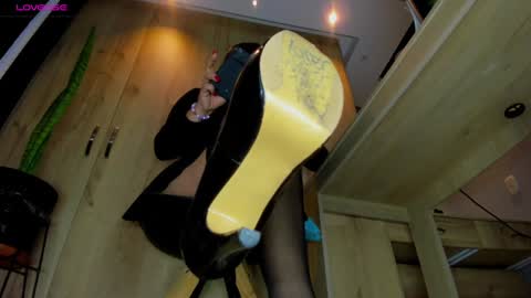 Goddess Veronica online show from January 30, 3:00 am