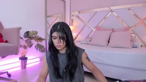 Vero online show from September 17, 5:47 pm