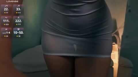 Snapshot of veronica_blush chatting on October 21, 10:05 am VERONICA FOLLOW ME online show from October 21, 10:05 am