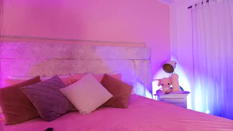 Vero  online show from January 29, 8:35 pm