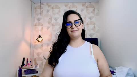 veroniicabbw online show from February 4, 3:15 pm