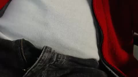 Erik online show from February 13, 5:33 pm