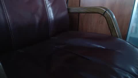 Erik online show from February 21, 2:48 pm