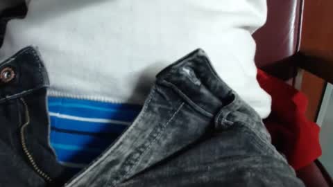 Erik online show from March 2, 2:10 pm