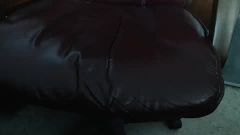 Erik online show from March 2, 5:14 pm