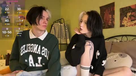 veryraretwins online show from October 12, 11:15 pm